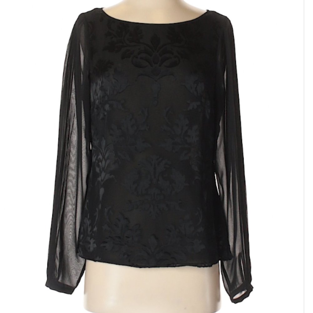 White House Black Market Size 2 Long Sleeve Blouse